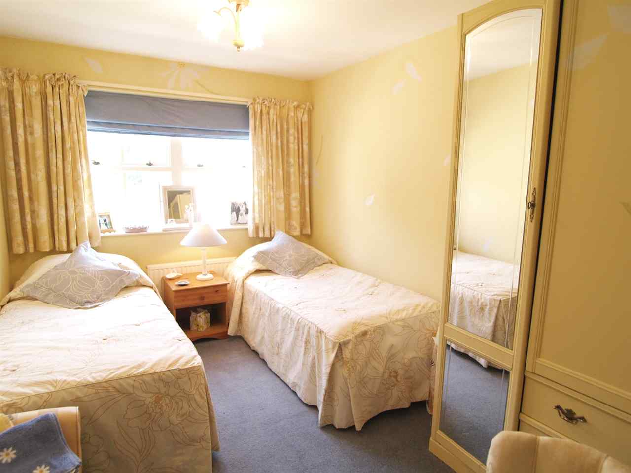 resized-2349823-Endcliffe Vale Road 10 Bed 2.jpg .jpg